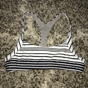 Vull Sport Sports Bra